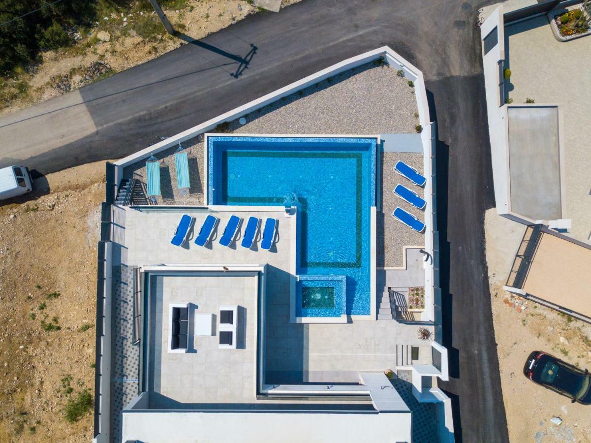 Villa Lacus Makarska Bagian luar foto